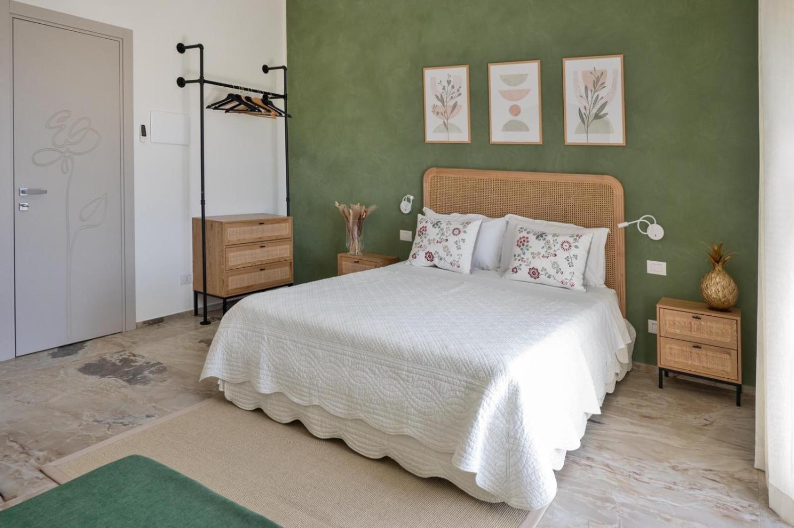 Luogosanto Rotareddu B&B מראה חיצוני תמונה